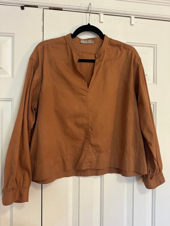Everlane Tops - Everlane tan 3/4 sleeve cotton blouse - size 4